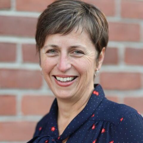 Katie Allan Zobel headshot