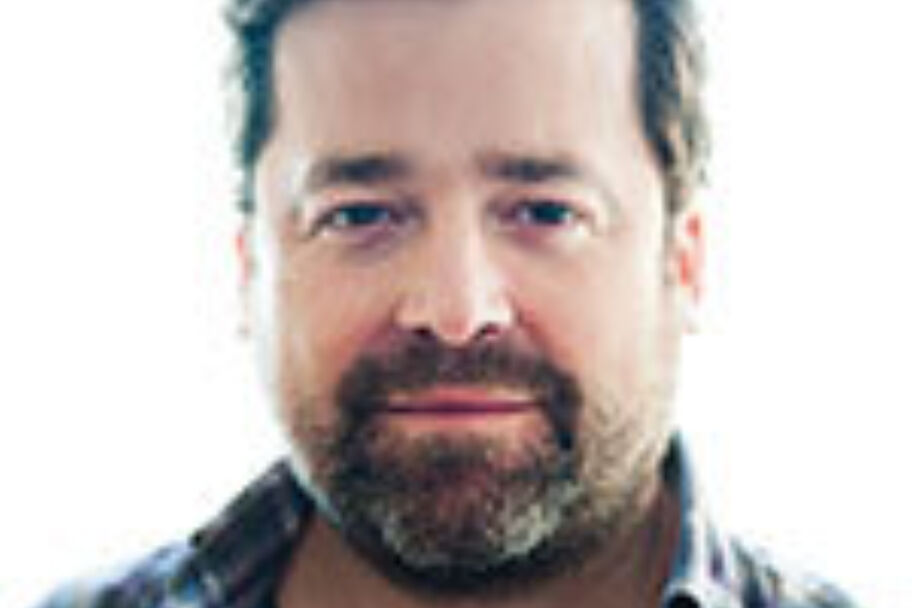 Peter DuBois headshot